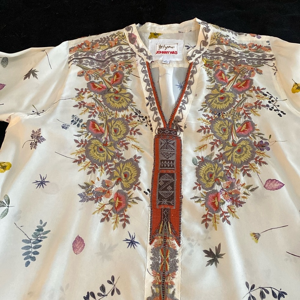 Gorgeous Johnny Was heavily embroidered tunic blouse. Worn twice.